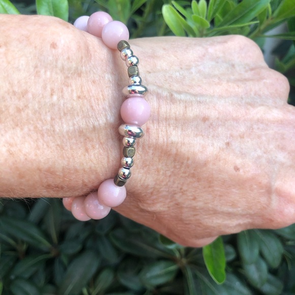 Pink Opal Stretch Bracelet, Brand NEW! Genuine Gemstones, Gift of Love, Handmade - Picture 4 of 4
